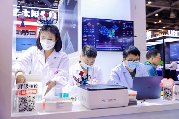 IAN3261.jpg IAN3261.jpg